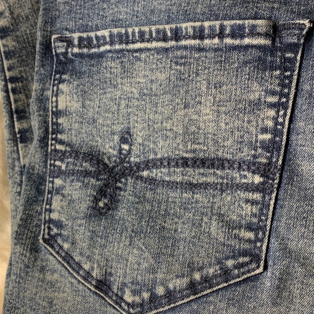 Levi’s Denizen High Rise Jeggings - Picture 9 of 9